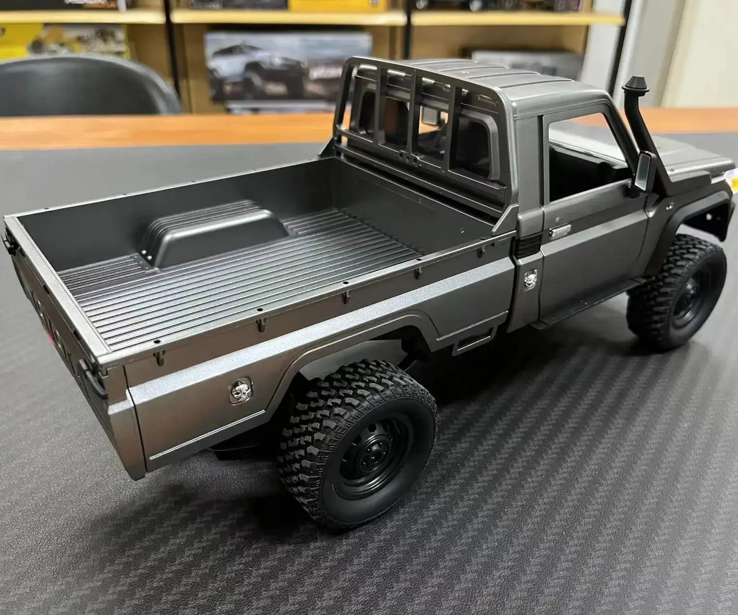 Camion MN82 Pro Adventure